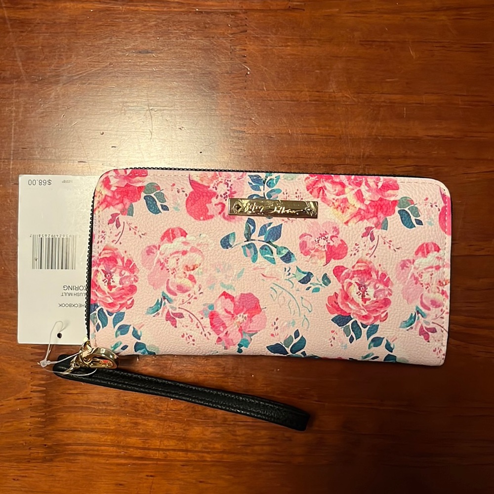 betsey johnson zip up wallet